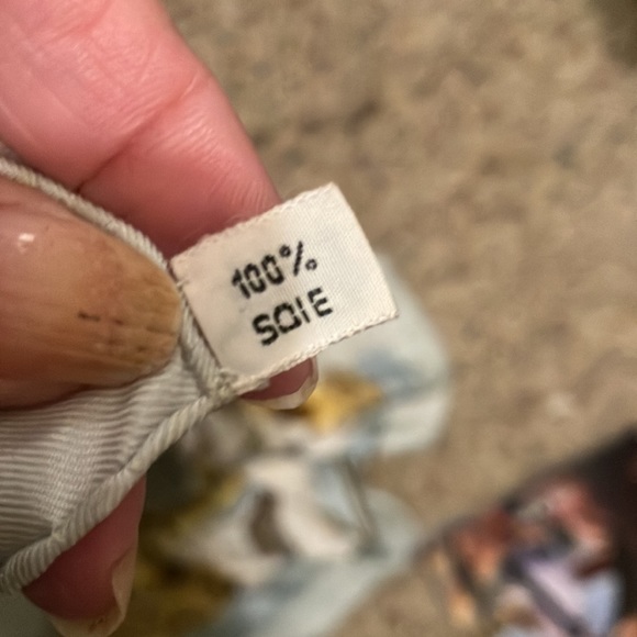 Hermes scarf - Picture 3 of 3